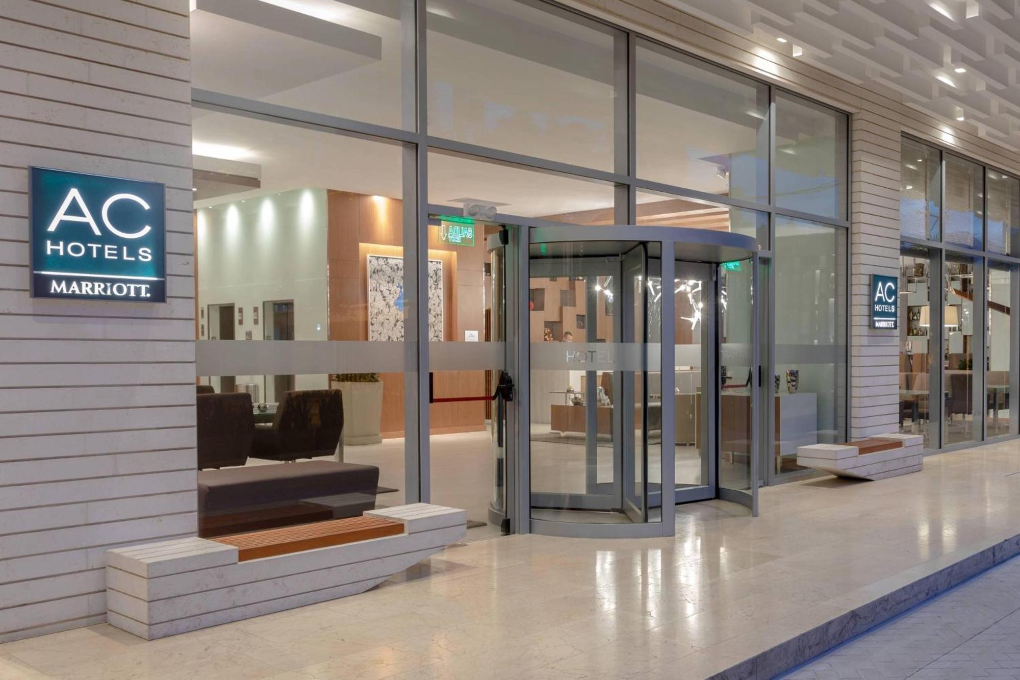 Ac Hotel By Marriott Santa Marta מראה חיצוני תמונה