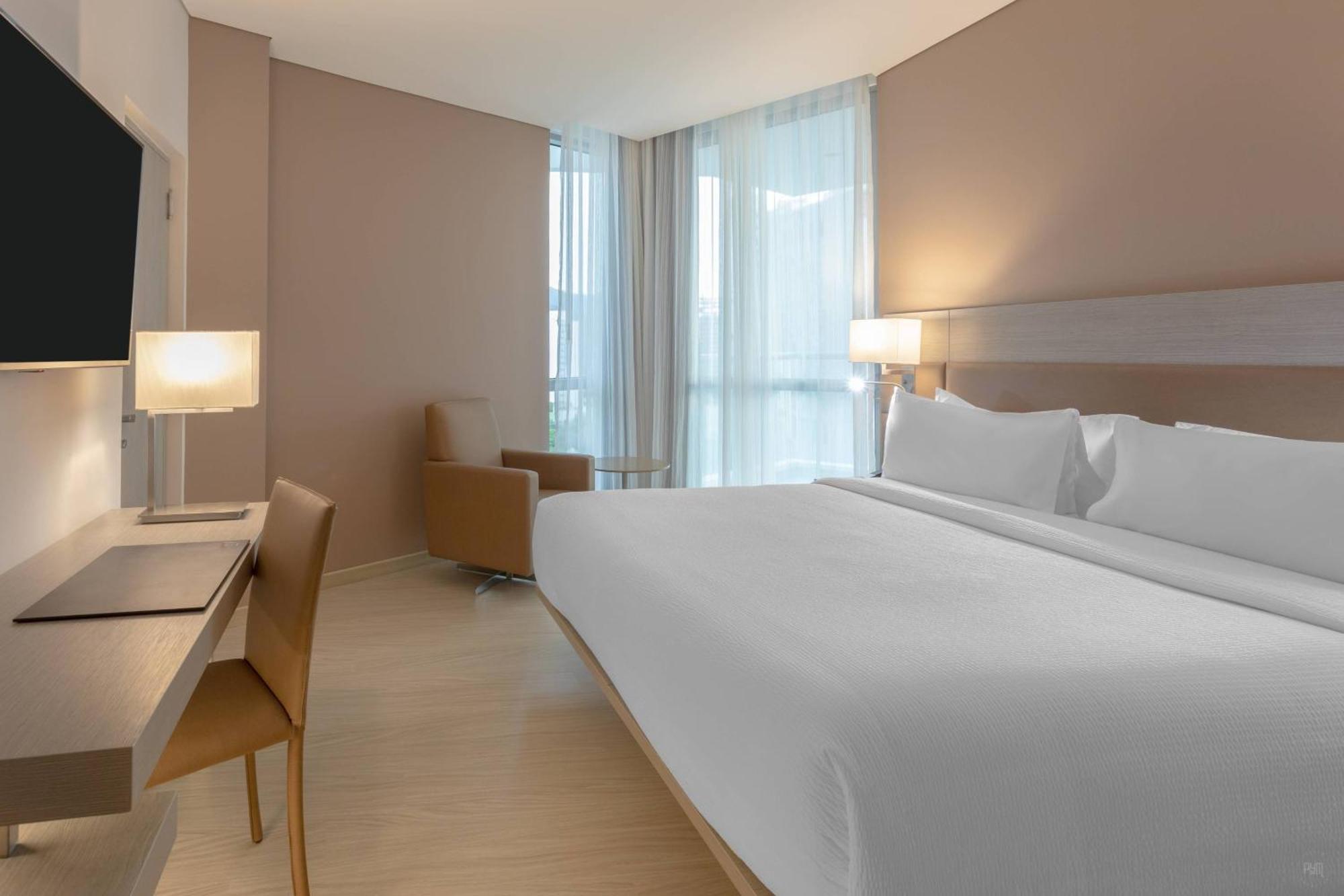 Ac Hotel By Marriott Santa Marta מראה חיצוני תמונה