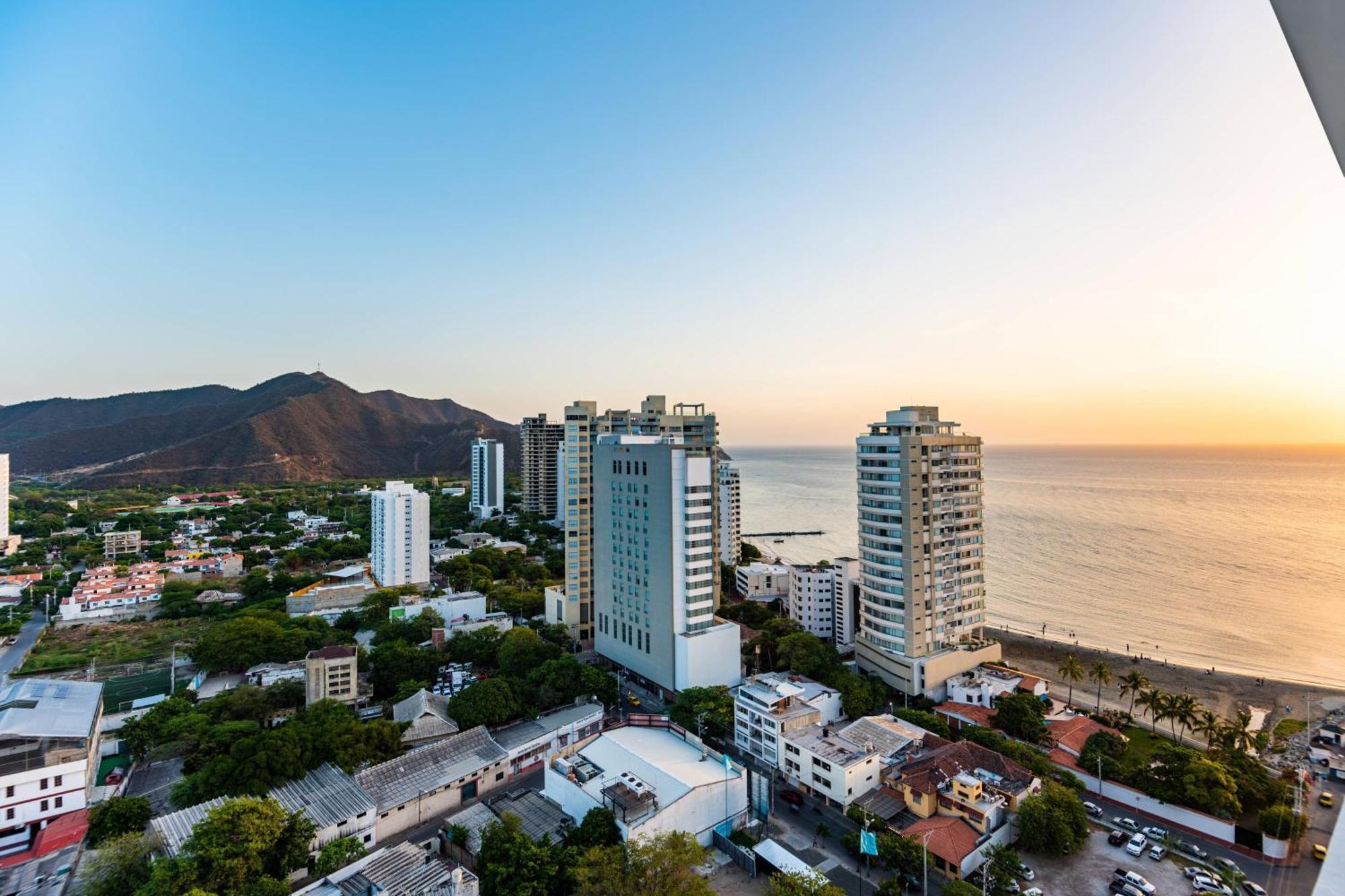Ac Hotel By Marriott Santa Marta מראה חיצוני תמונה